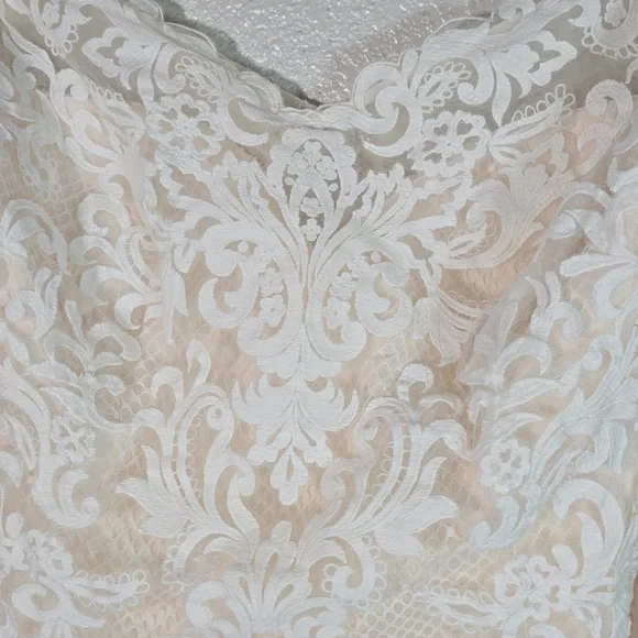 Galina Elegant Lace Off-Shoulder Wedding Dress Size 24W - Picture 3 of 13